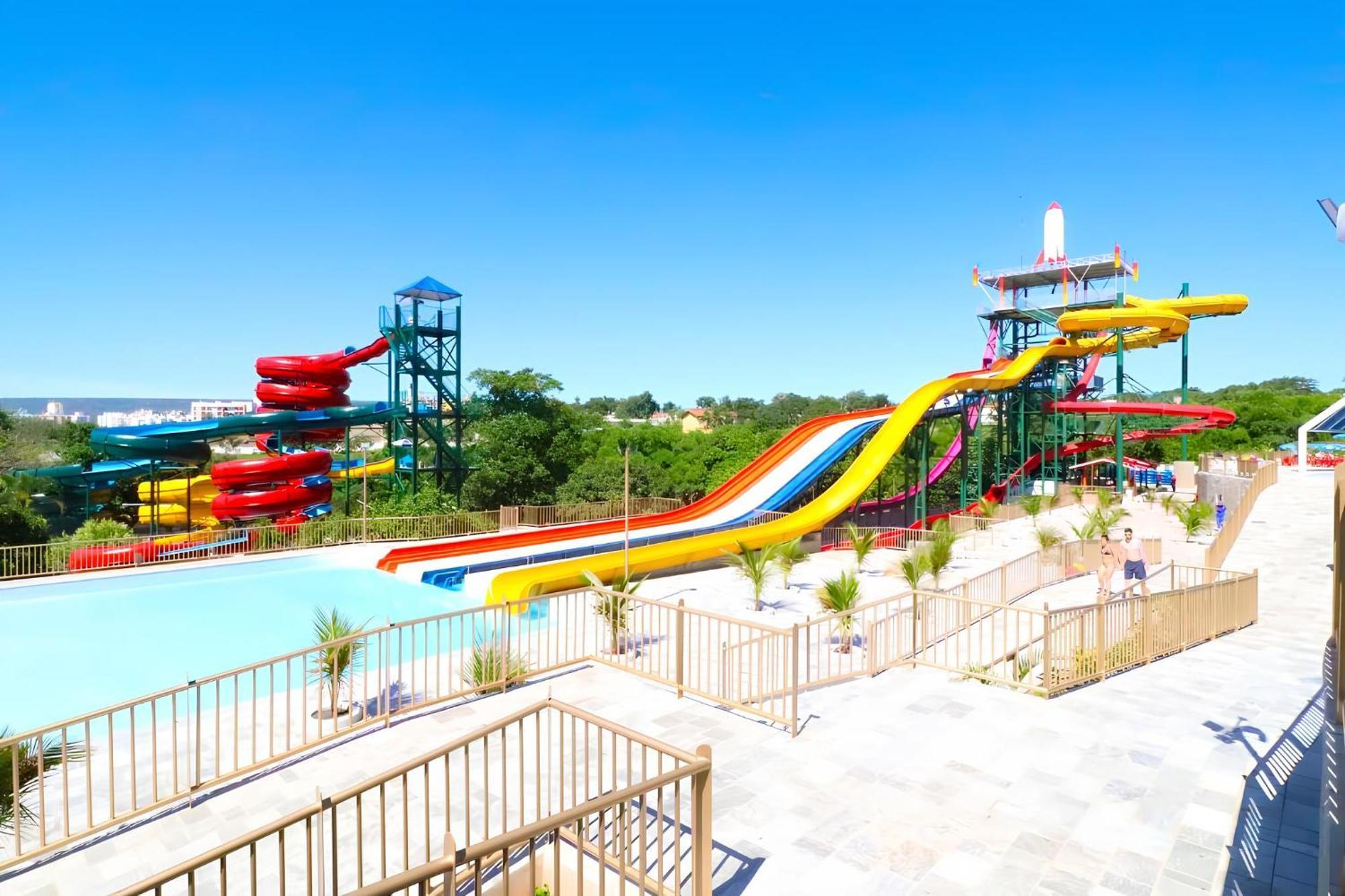 Aparthotel Spazzio Diroma Acesso Acqua Park Gratuito --- Caldas Novas